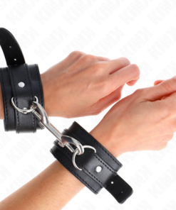 KINK - WRIST RESTRAINTS-SINGLE RIVET ROW BLACK ADJUSTABLE 17-28 CM X 5 CM