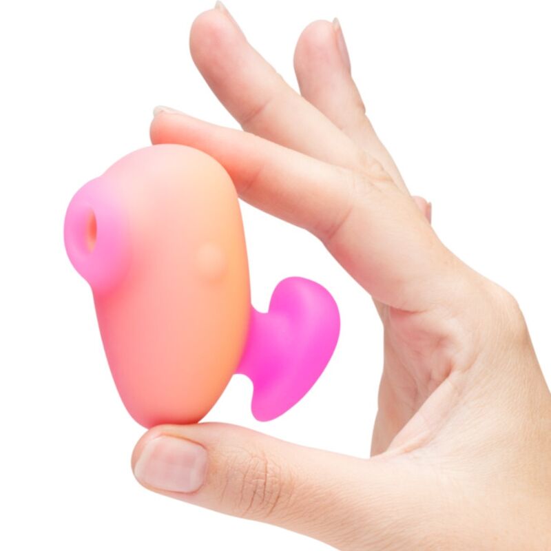 ROMP - KISS CLITORAL SUCTION RECHARGEABLE FINGER VIBRATOR - Image 4